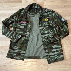Forever 21 Army Green Camo Shirt Jacket High Vibes Patches Snap Button🖤
